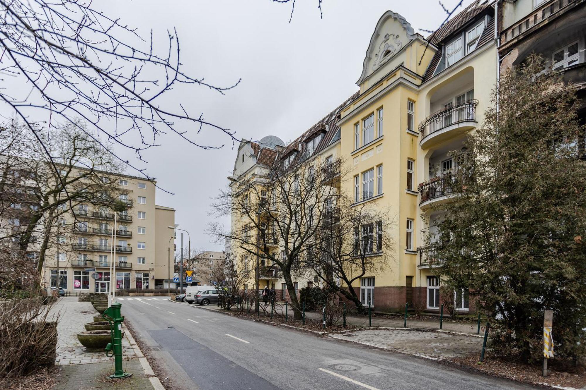 Nowoczesne I Stylowe Studia Very Berry W Poznaniu By Noclegi Renters Zewnętrze zdjęcie