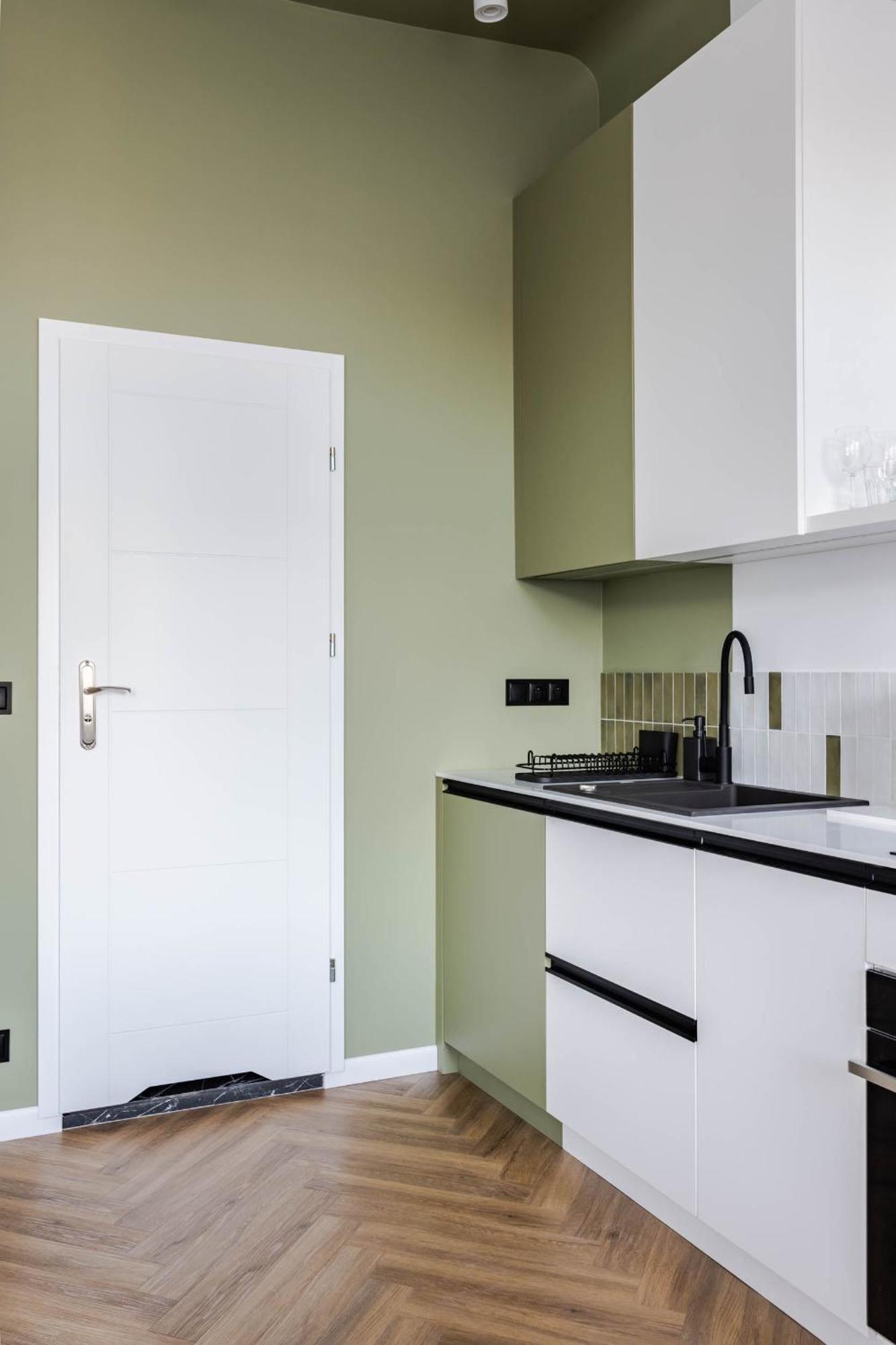 Nowoczesne I Stylowe Studia Very Berry W Poznaniu By Noclegi Renters Zewnętrze zdjęcie