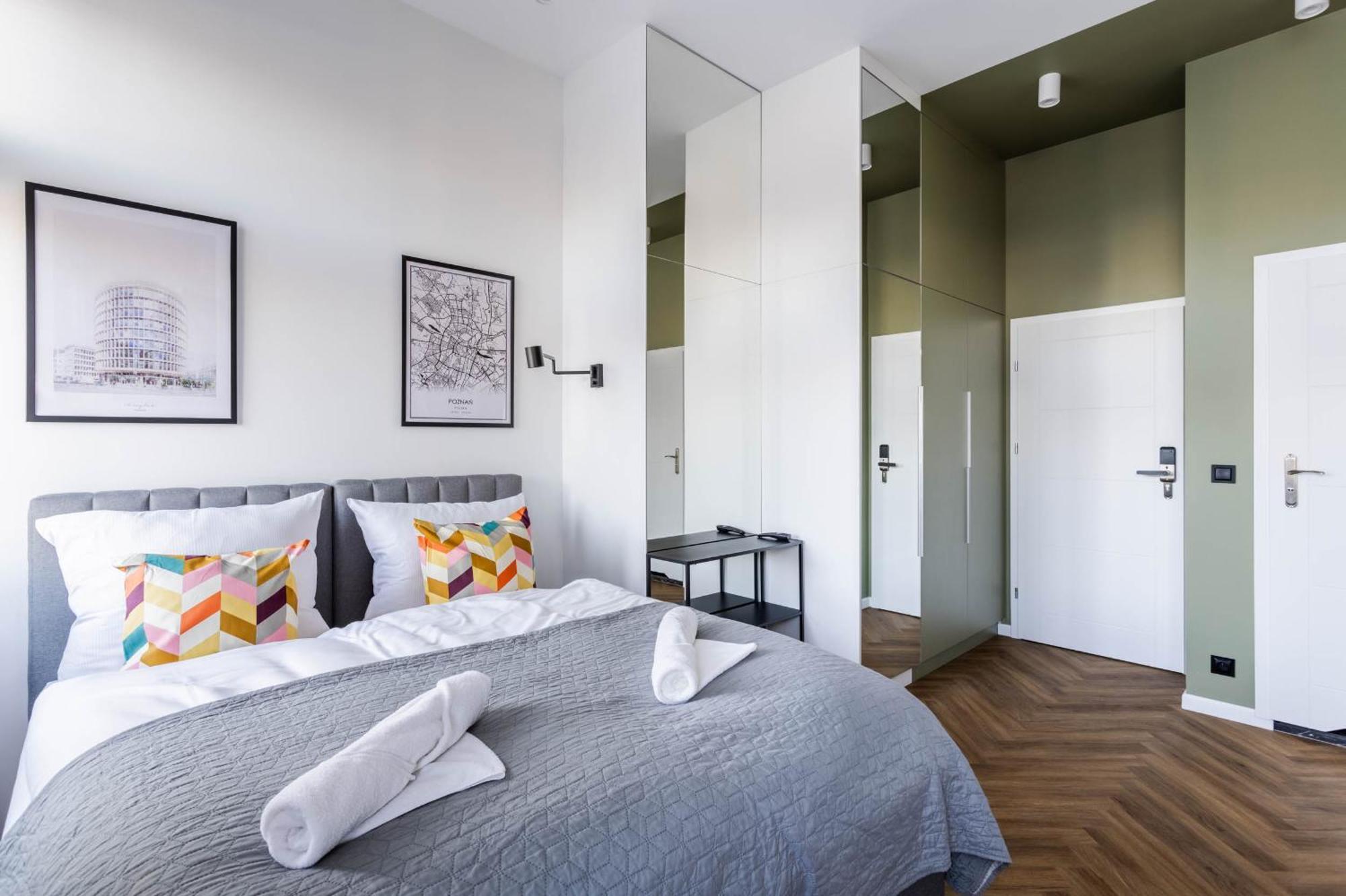 Nowoczesne I Stylowe Studia Very Berry W Poznaniu By Noclegi Renters Zewnętrze zdjęcie